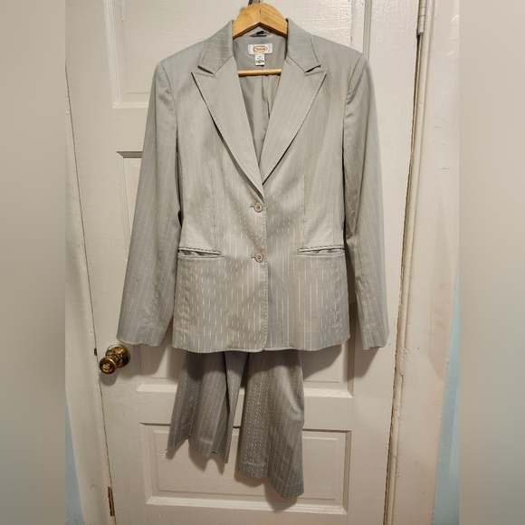 Vintage Suit Pinstripe Talbots - Picture 6 of 6